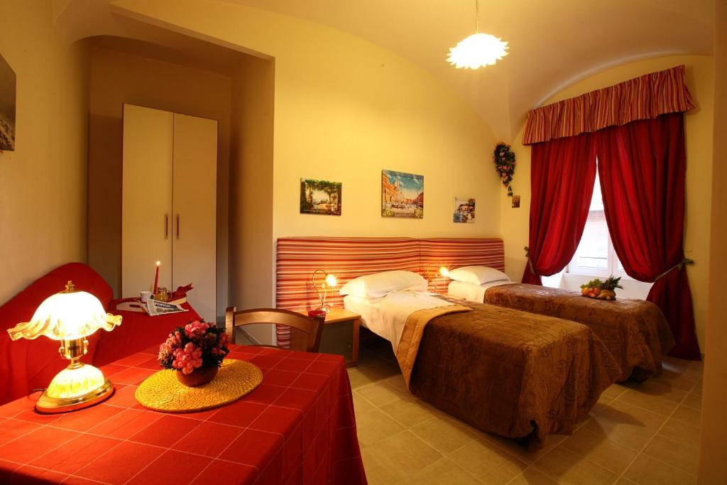 Bed Breakfast And Cappuccino Ρώμη Δωμάτιο φωτογραφία